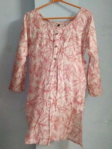 Floral Print Kurta And Cullotte.