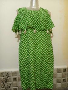 🎄Buy 1, Get 1 Free🎁M/ L Green Printed Dress