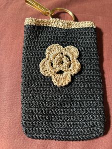 Crochet Flower Mobile Cover(Handmade)