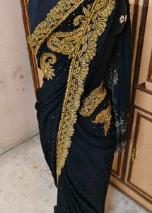 expansive 🔥 daimond work Black &amp; Gold Saree
