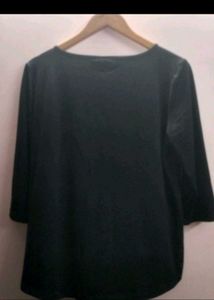 Black Tshirt
