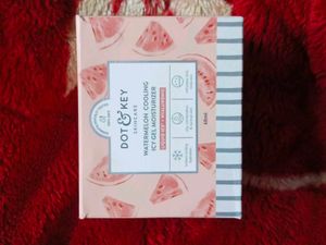 Dot &amp; Key Watermelon Moisturizer