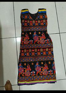 Vibrant Folk Dance Print Tunic Top