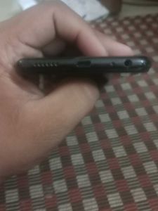 Vivo Y11 Mobile Phone