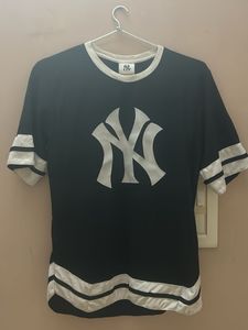 NY Graphic Tee