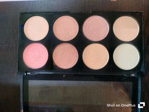 Swiss Beauty - Highlighter &amp; Blush Pallete