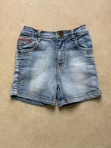 Set Of Six Boy Clothes For Ages 3 To 5