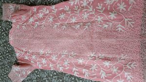 Elegant Pink Embroidered Kurta