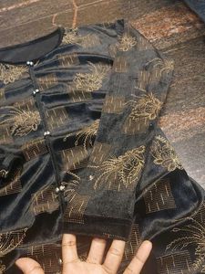 Floral Velvet Kurta