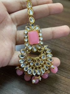 Traditional stone necklace set