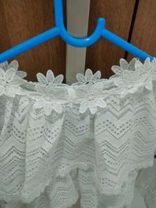 Girls&#39; White Top &amp; Denim Skirt Set