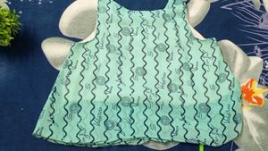 Crop Flared top