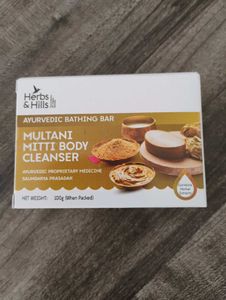 Herbs & Hills Multani Mitti Body Cleanser