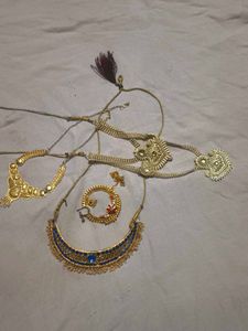 Jewellery Set - Elegant & Traditional 3👃 stud 1