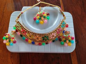 Multicolor Choker Set