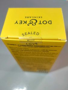 Dot &amp; Key Sunscreen SPF 50