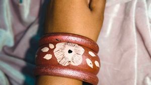 Bangles &amp; Bracelets