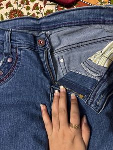 Mid Waist 👖 Jeans