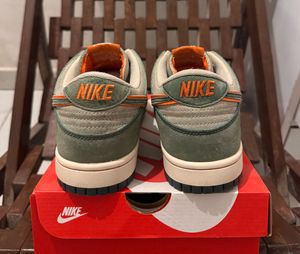 Nike SB Dunk Otomo Katsuhero Sneakers