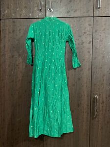 Green Embroidered Kurta