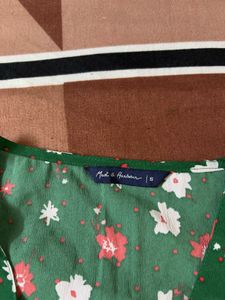 Green Floral Crop Top