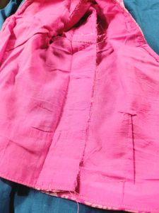 Pink Printed Blouse With Lining And Short Sleeves