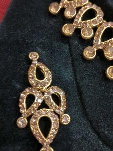 Necklace Set With Earing And Teeka
