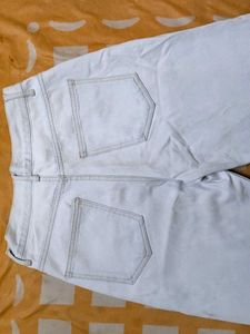 Wide Leg Light Wash Jeans