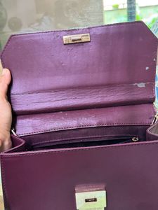 Aldo Bag With Flaw ( Check)