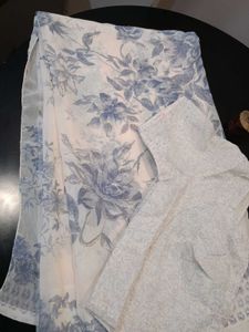 Graceful Off-White Saree🤍