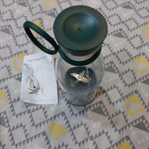 Mini Portable Juicer