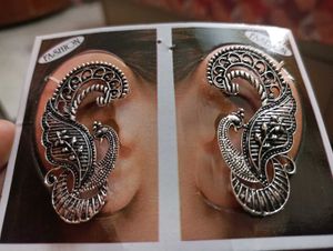 Peacock 🦚 Ear Cuff