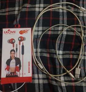 Combo Of Type C And Earbuds