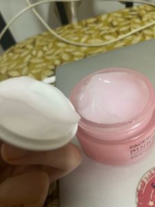 Pink aloevera Overnight Replenish Gel