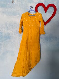 Mustard Kurta With Pearl Detailings