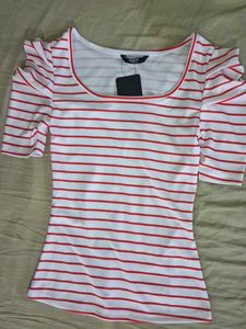 Striped puffed Sleeve Top