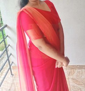 Saree With Stitched Blouse New