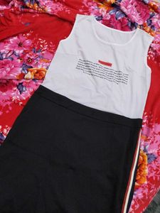 White Sleeveless Dress