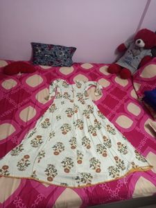 Off White Flower Design Kurti