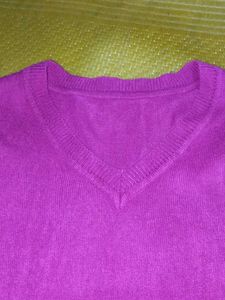Magenta Pullover - Classic Style