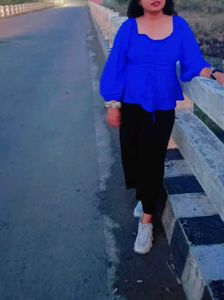 Sassafras Woman back note stylish top