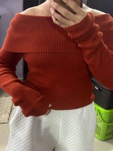 🩸Fit-off-shoulder Top🩸