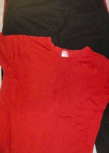 Kids&#39; Red Tee &amp; Black Pants Set