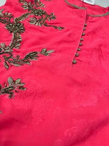 BEUTUFUL FESTIVE KURTA WITH SONE WORKS
