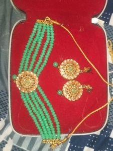 Green Beaded Necklace Set