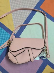 Pink Saddle Satchel Bag..🤌💕