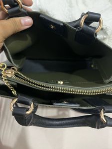 Cover Story Bag