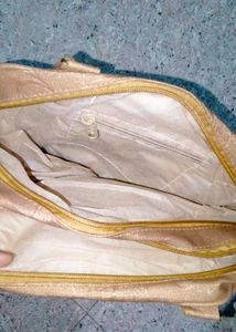 Beautiful 😍 Golden Brown Handbag 👜