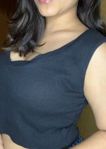 Sleeveless Black Crop Top