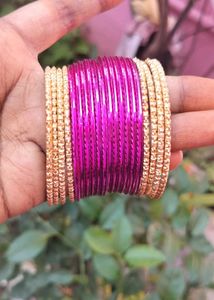 Beautiful Pink 🩷 Bangles
